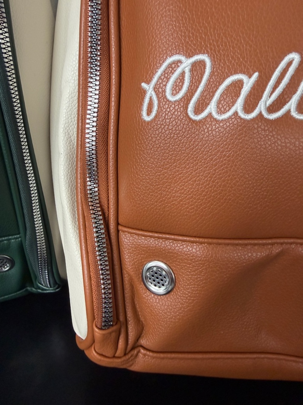 Malbon Golf Shoe Bag | PU Leather | Large Capacity Breathable Shoe Case - Picture 4 of 7